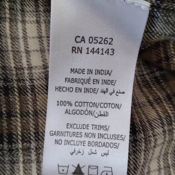 Asymmetrical Cardigan with Fringes - Picture 7 of 8